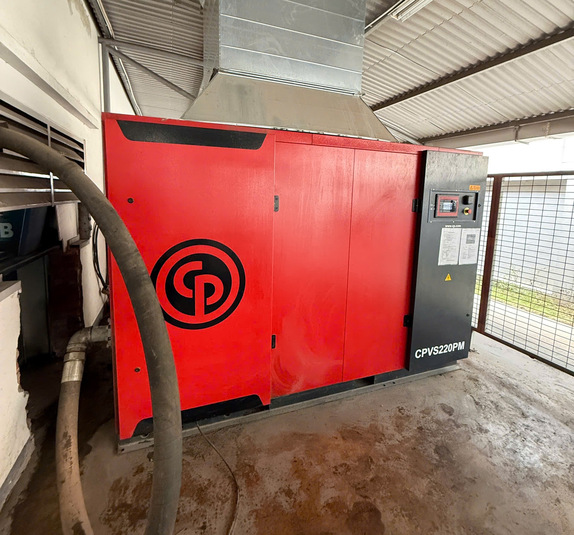 Bảo dưỡng M&aacute;y n&eacute;n kh&iacute; Chicago 160kW cho kh&aacute;ch h&agrave;ng ng&agrave;nh Điện tử tại Bắc Ninh