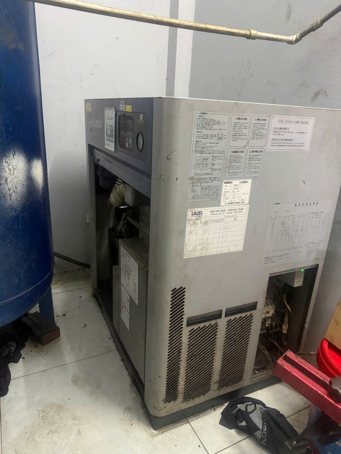 Bảo dưỡng M&aacute;y n&eacute;n kh&iacute; Kobelco 7.5kW cho kh&aacute;ch h&agrave;ng ng&agrave;nh Sửa chữa &ocirc; t&ocirc; tại Bắc Ninh