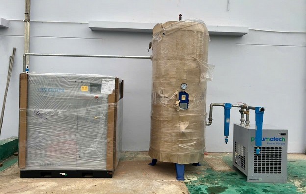 Lắp đặt Bộ M&aacute;y n&eacute;n kh&iacute; trục v&iacute;t Mark 55kW cho kh&aacute;ch h&agrave;ng ng&agrave;nh Nhựa tại Bắc Ninh