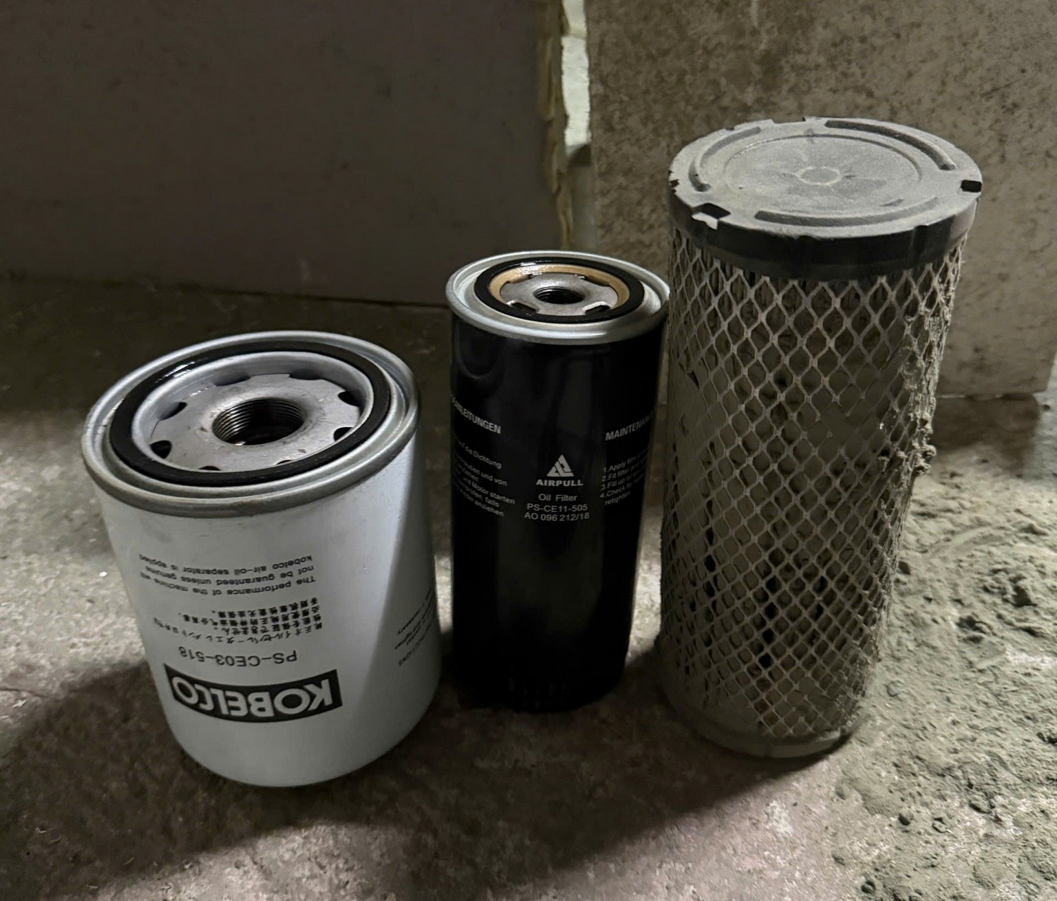 Bảo dưỡng M&aacute;y n&eacute;n kh&iacute; Kobelco 7.5kW cho kh&aacute;ch h&agrave;ng ng&agrave;nh Kiến tr&uacute;c tại H&agrave; Nội