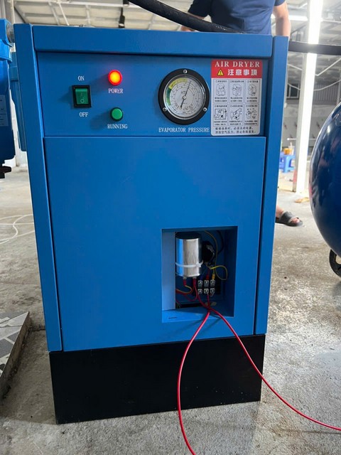 Lắp đặt Bộ M&aacute;y n&eacute;n kh&iacute; piston Puma 7.5kW cho kh&aacute;ch h&agrave;ng ng&agrave;nh Kỹ thuật điện tại H&agrave; Nội