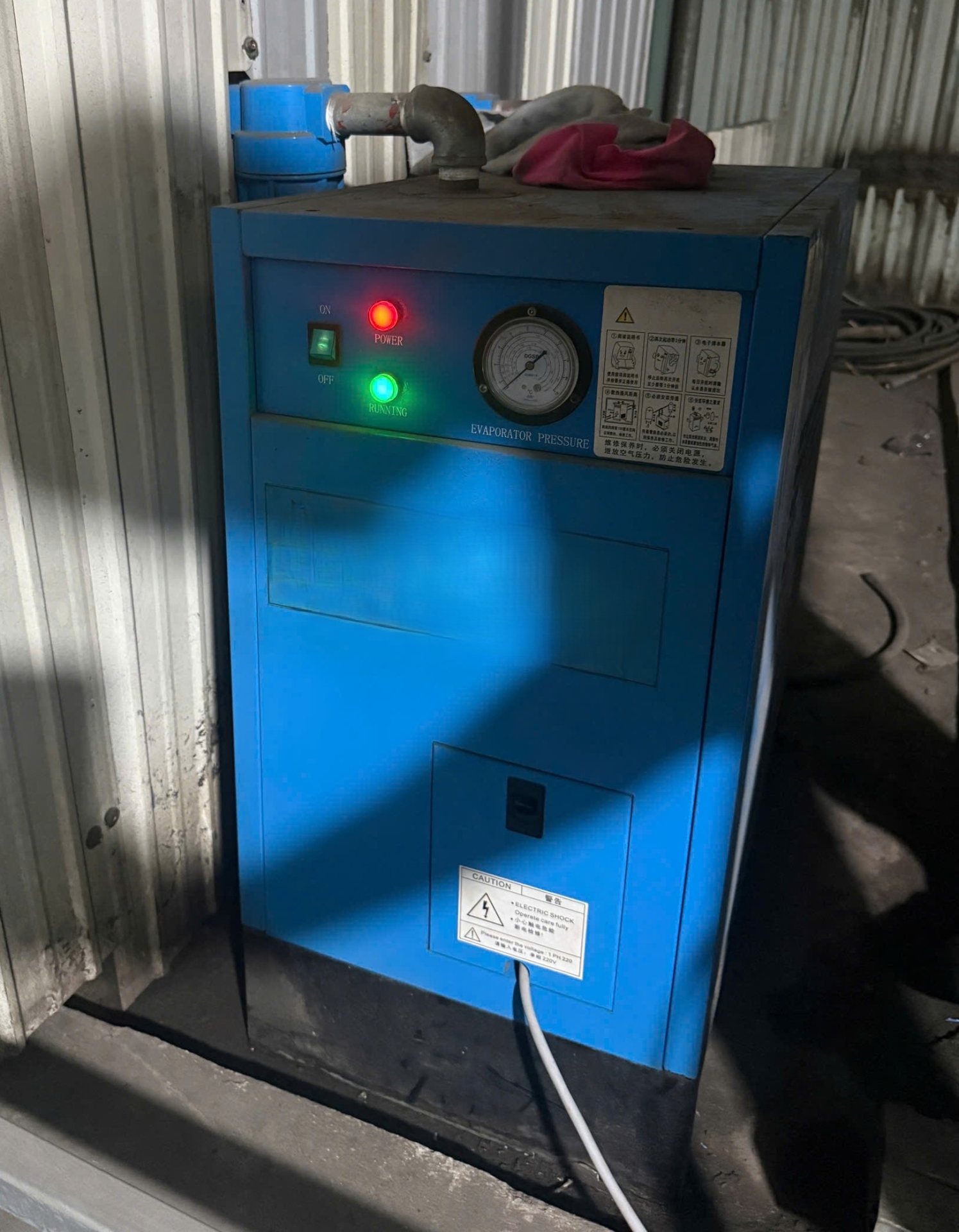 Lắp đặt Bộ M&aacute;y n&eacute;n kh&iacute; Taisyn 15kW cho kh&aacute;ch h&agrave;ng ng&agrave;nh Nhựa tại Hải Ph&ograve;ng