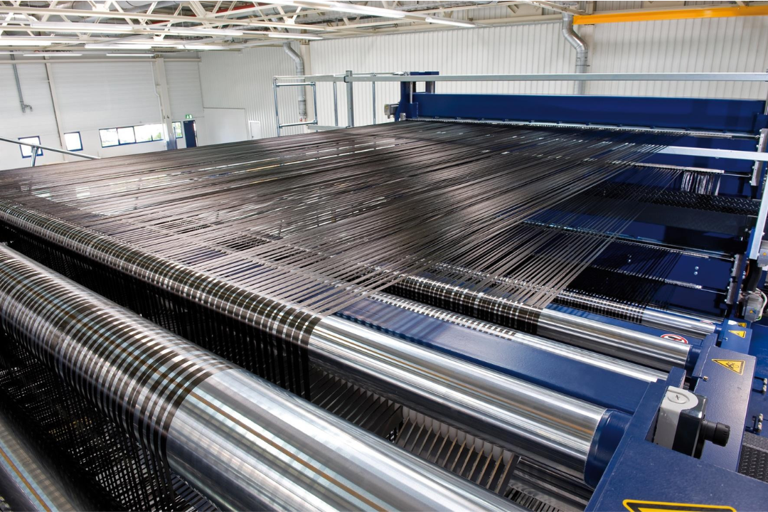 m&aacute;y n&eacute;n kh&iacute; trong sản xuất sợi carbon