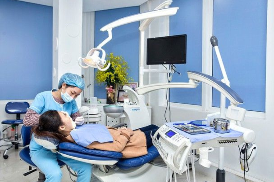 m&aacute;y n&eacute;n kh&iacute; trục v&iacute;t trong nha khoa