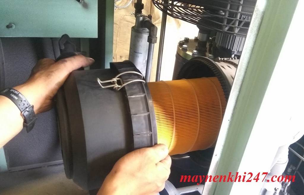 thay-loc-khi-may-nen-khi-2