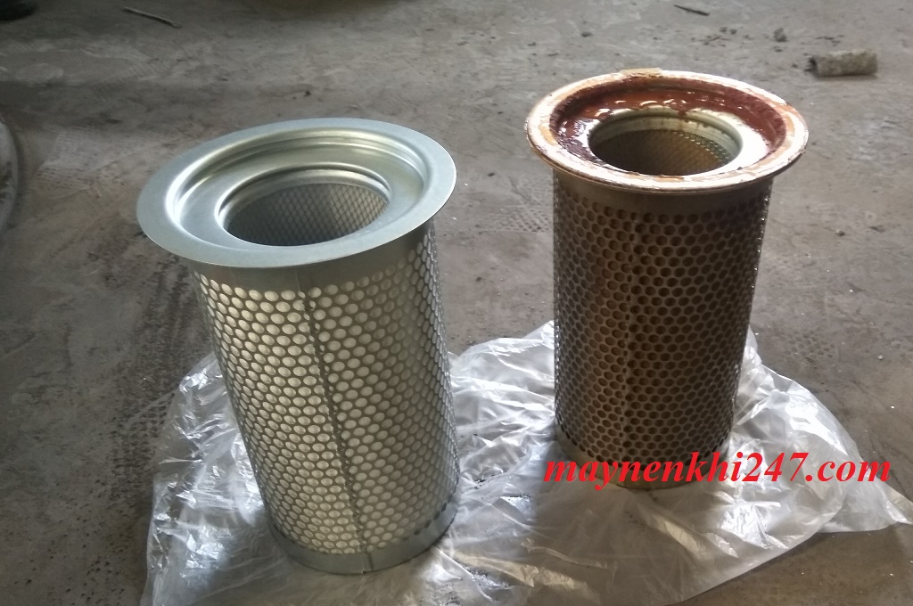 thay-loc-tach-may-nen-khi-2