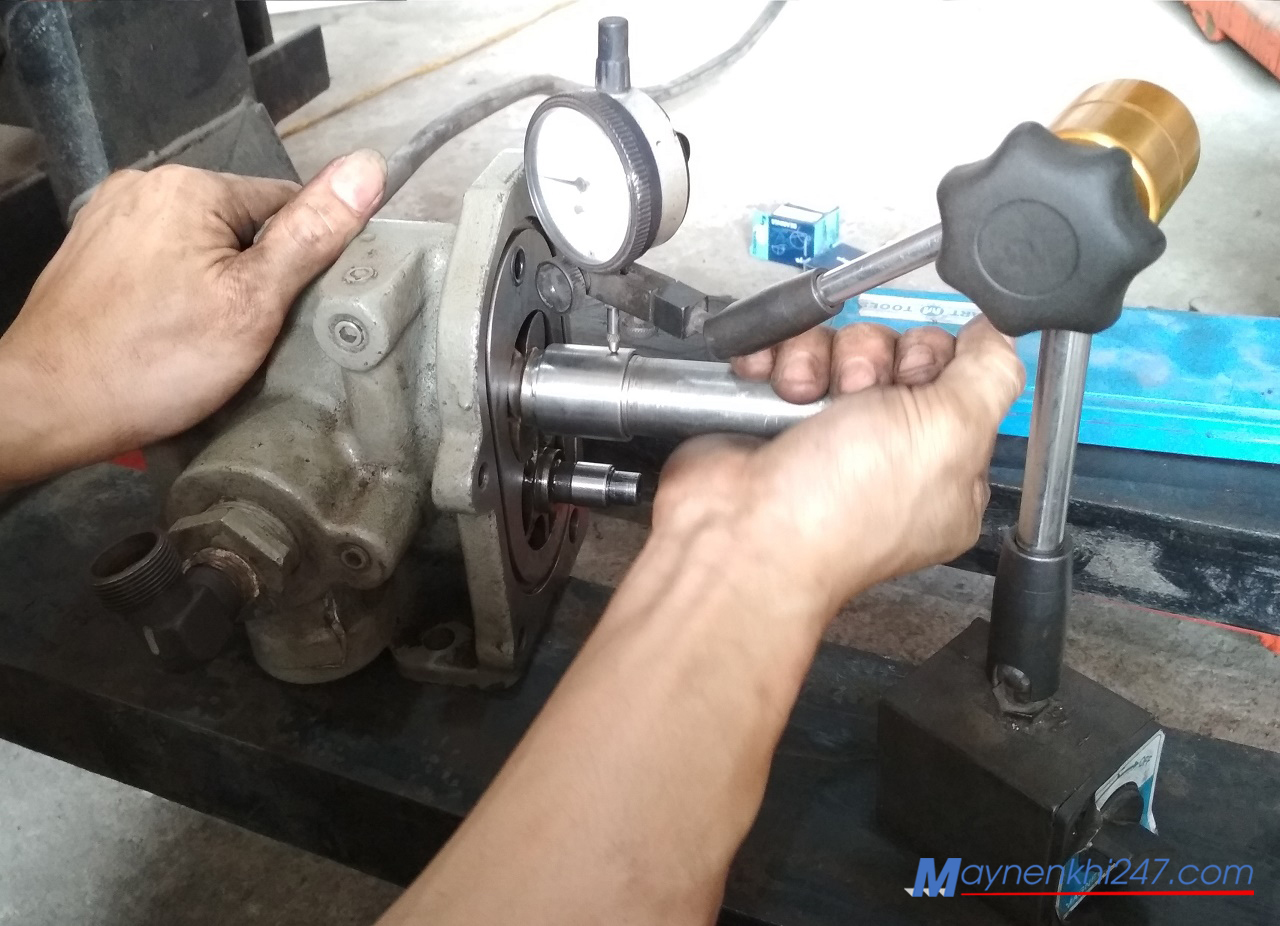 can-chinh-truc-vit-may-nen-khi