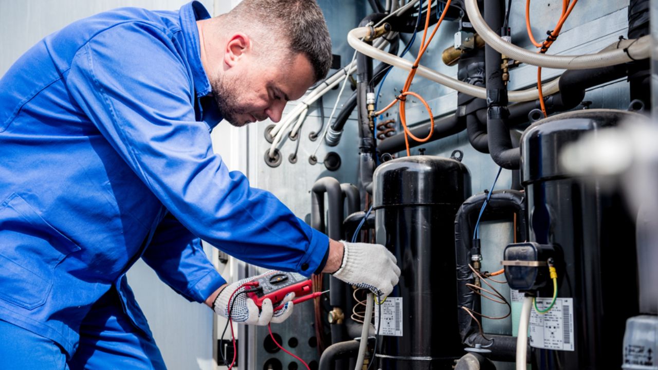 Bảo trì, bảo dưỡng máy thường xuyên để đảm bảo công suất máy