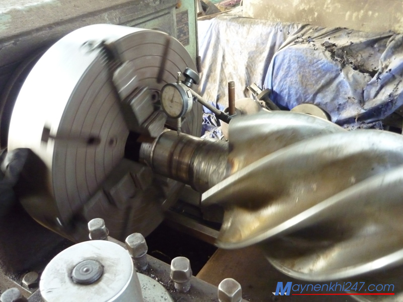 dinh-tam-truc-vit-may-nen-khi