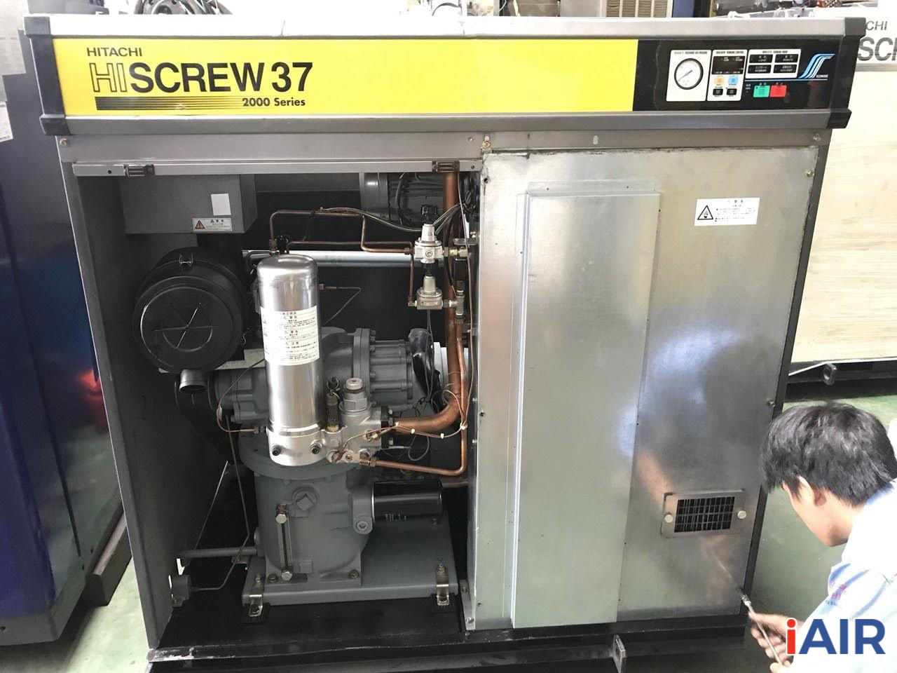 may-nen-khi-hitachi-37kw-seri2000-nam2006